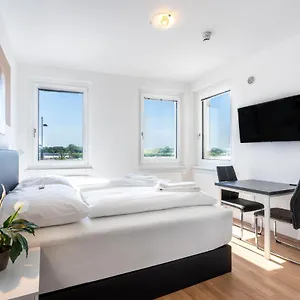 Aparthotel Feelgood Lakeliving Inklusive Garagenplatz, Wenen